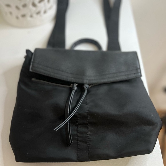 Botkier New York color black 
Mini Backpack - Picture 11 of 12